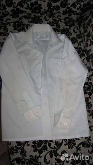 Рубашки белые