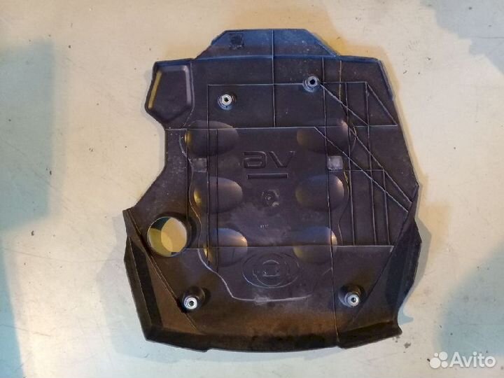 Декоративная крышка двс 140417W000 Nissan Fuga PY5