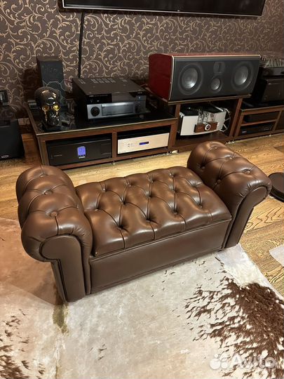 Банкетка кожаная