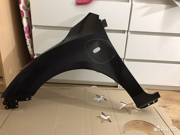 Крыло переднее левое на Mazda 3 bl Тайвань