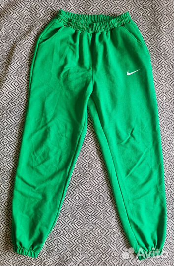 Спортивные штаны adidas