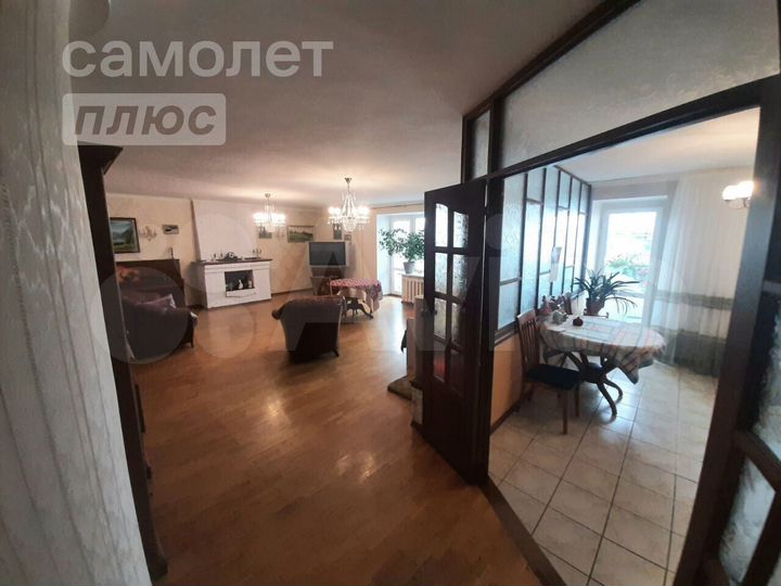 4-к. квартира, 177,6 м², 8/9 эт.