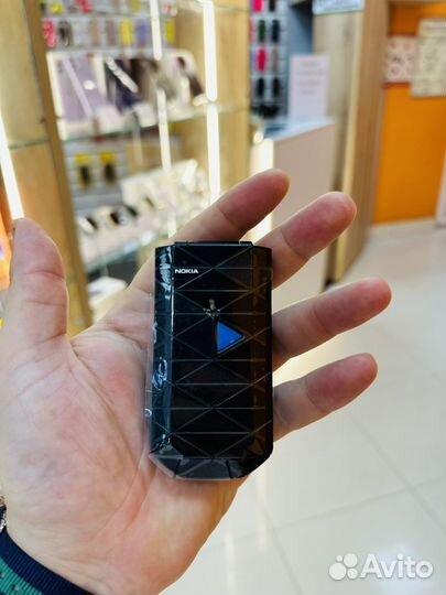 Nokia 7070 Prism