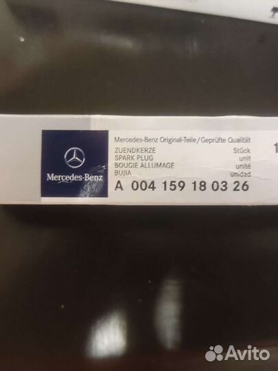 Свеча зажигания A004159180326
