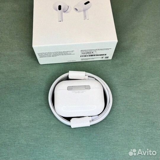 AirPods Pro 2: Музыка в каждом шаге