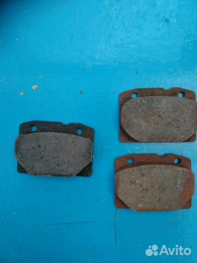 Новые Тормозные Колодки на классику.Много комплект