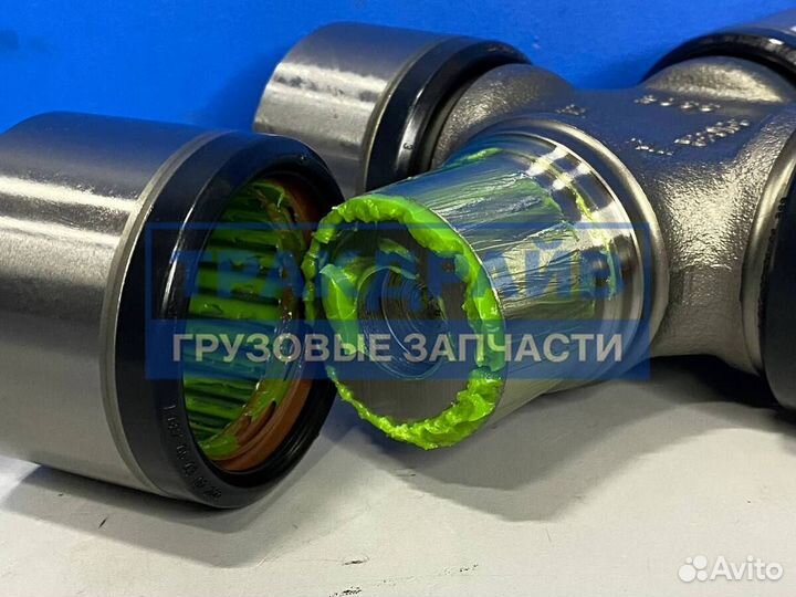 Крестовина карданного вала Iveco EuroTrakker 65*172*6.22 мм