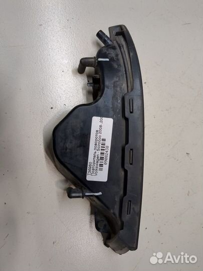 Повторитель поворотов Volkswagen Scirocco 2008, 2009