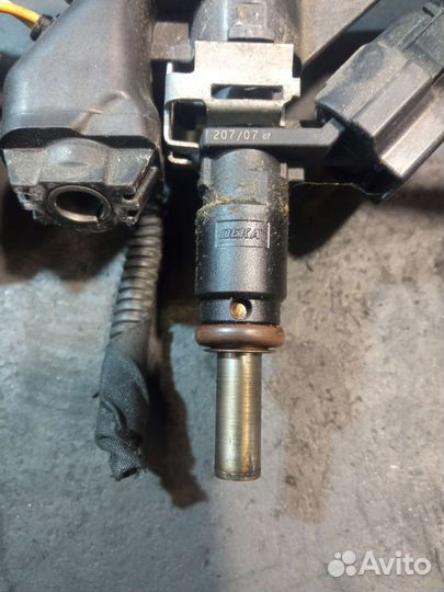 Топливная рампа Peugeot 308 1.6 i