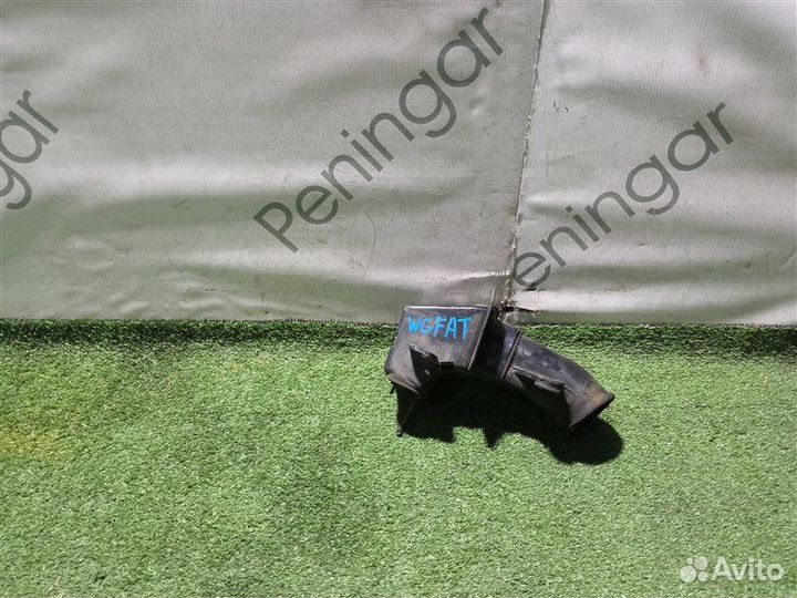 Патрубок воздухозаборника Mazda Titan wgfat