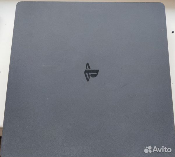 Sony playstation 4 slim