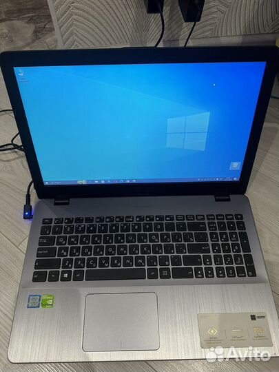 Ноутбук asus X542UQ-DM 282T