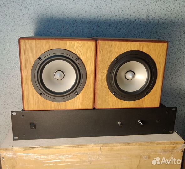 Студийные мониторы Super Cubes Pro + SUB