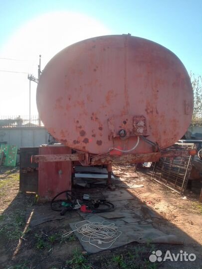 Полуприцеп химическая цистерна Нефаз 9693-10, 2003