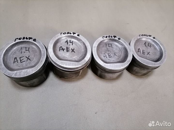 Поршень Volkswagen Golf 1.4 AEX без шатуна