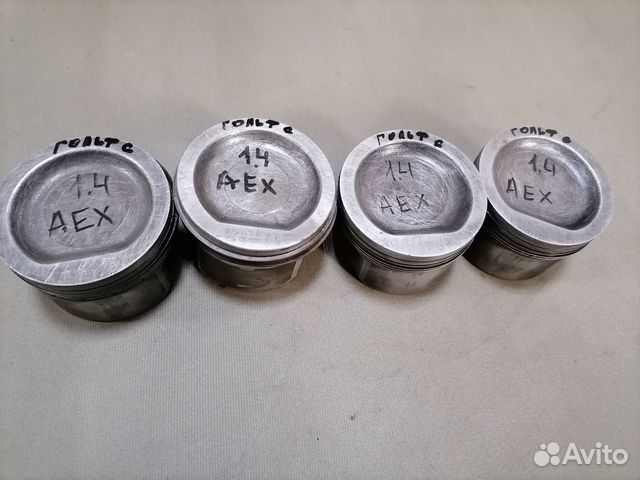 Поршень Volkswagen Golf 1.4 AEX без шатуна