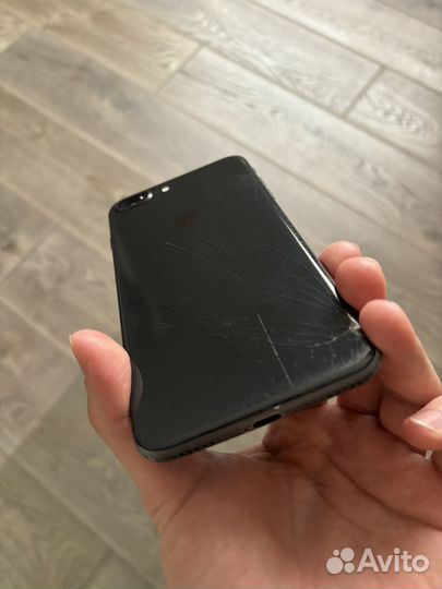 iPhone 8 Plus, 64 ГБ