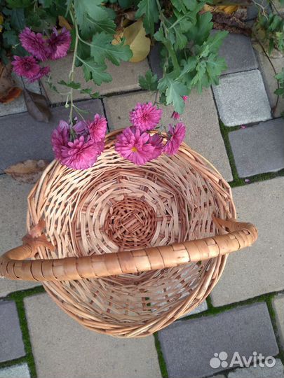Корзина плетеная