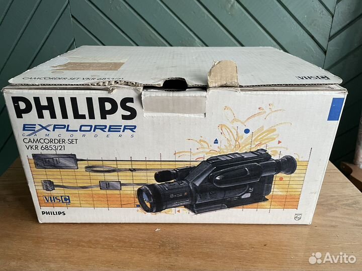 Видеокамера VHS Philips