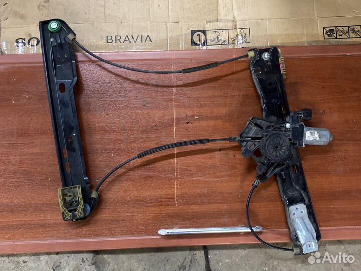 Стеклоподъемник Land Rover Evogue