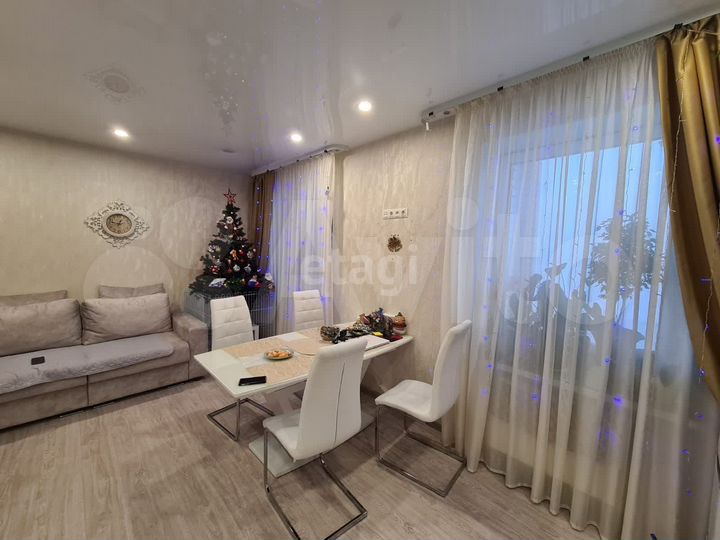 3-к. квартира, 81,1 м², 2/9 эт.