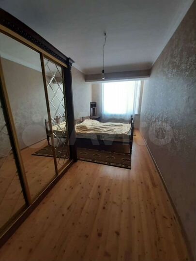 2-к. квартира, 80 м², 2/5 эт.