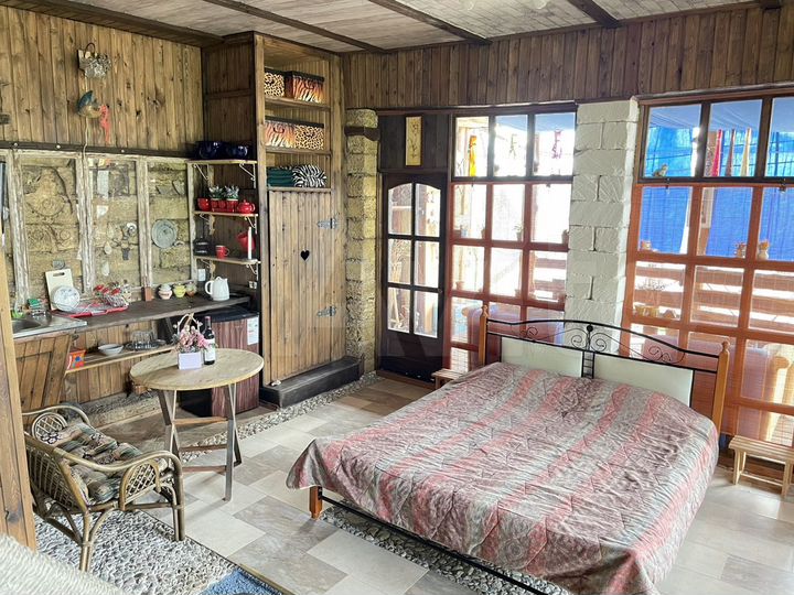 Комната 50 м² в 1-к., 2/5 эт.