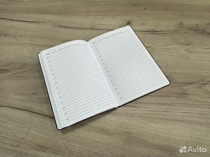 Ежедневники, планинги, планеры