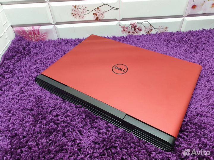 Dell full hd i5 8 GeForce GTX 1050-4GB