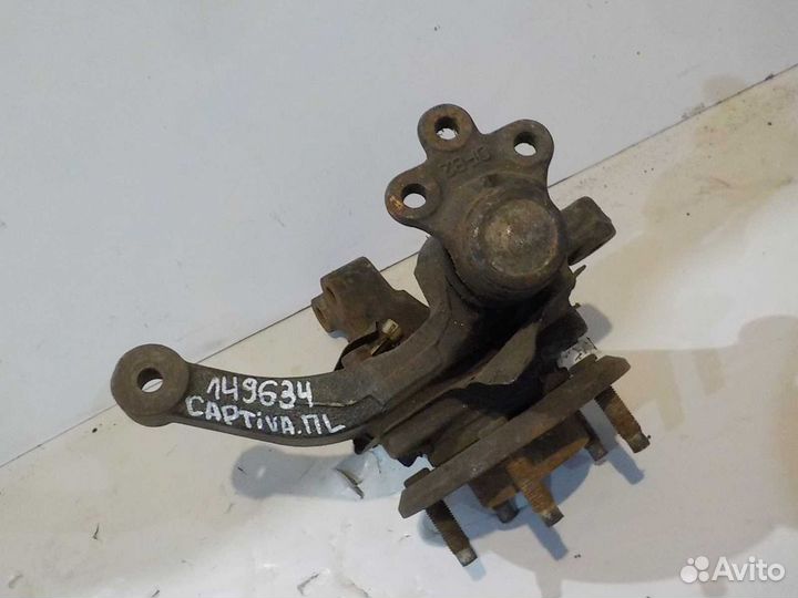 Кулак поворотный передний левый Chevrolet Captiva