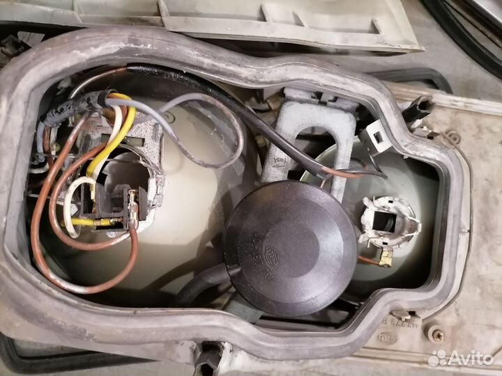 Фара mercedes 123