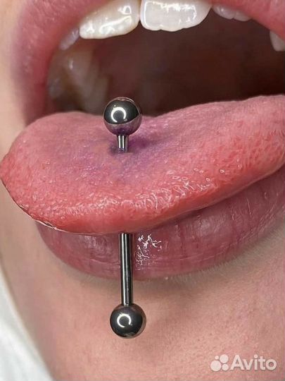 Пирсинг прокол языка