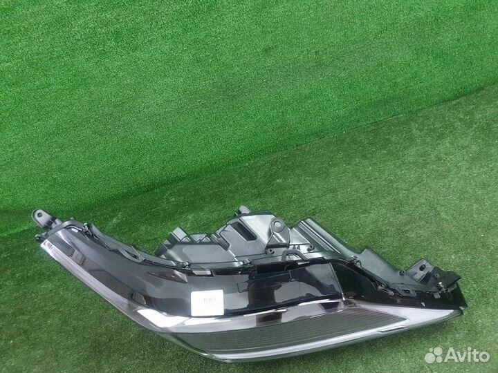 Фара правая Lexus RX200t/RX300/RX350/RX350L/RX450h