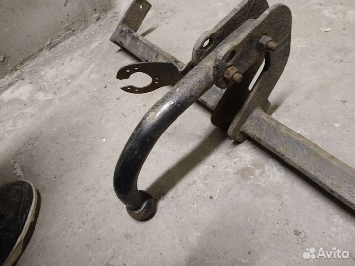 Фаркоп на renault kaptur