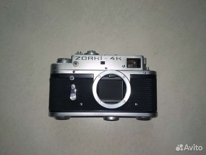 Плёночный фотоаппарат Зоркий 4. Зенит 11