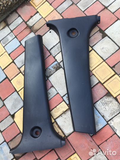 Toyota rav 4 2004 обшивка средней стойки нижняя