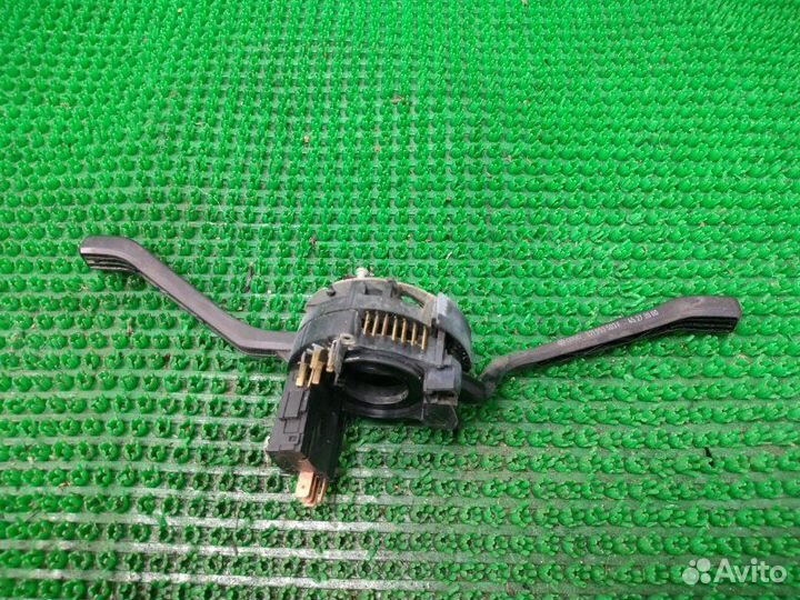 Блок подрулевых переключателей Volkswagen Golf 2