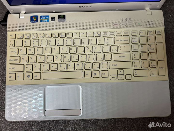 Ноутбук sony vaio core i3 /4Gb/ 750hdd