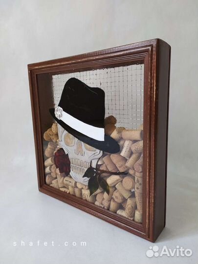 Копилка для винных пробок и пробок от шампанского