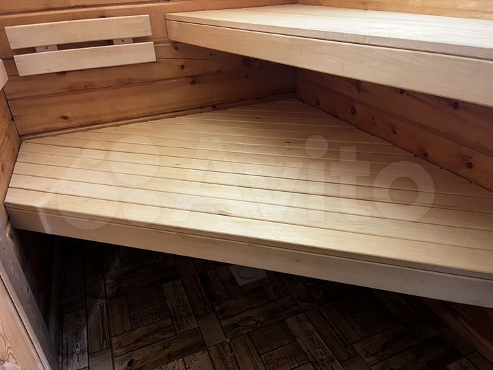 Дом 28,5 м² на участке 7,9 сот.