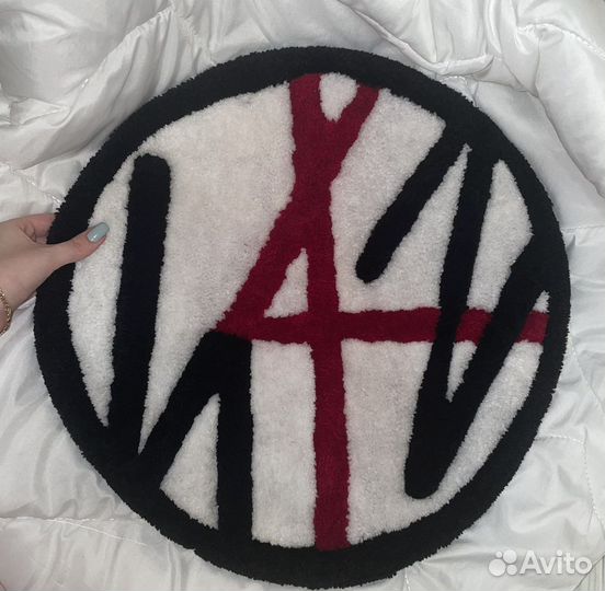 Тафтинговый ковер ручной работы