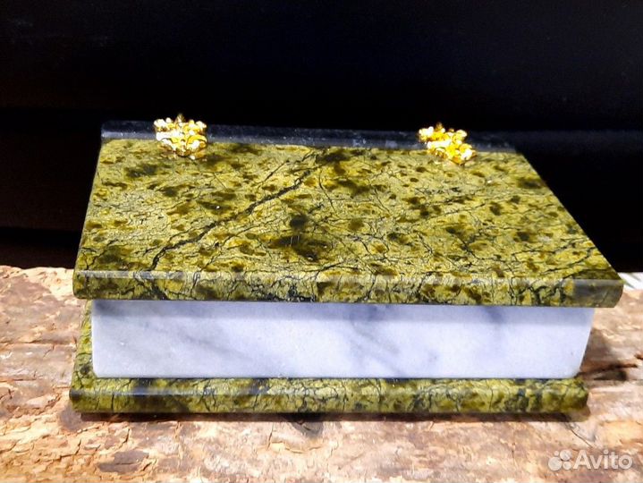 Шкатулка Змеевик