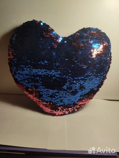 Подушка сердце с пайетками
