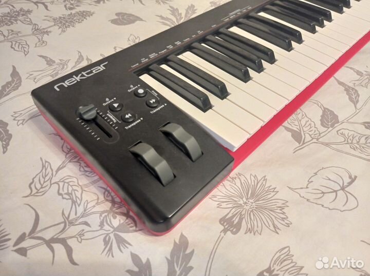 Midi клавиатура Nectar SE 49