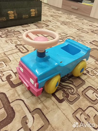 Детская машинка каталка