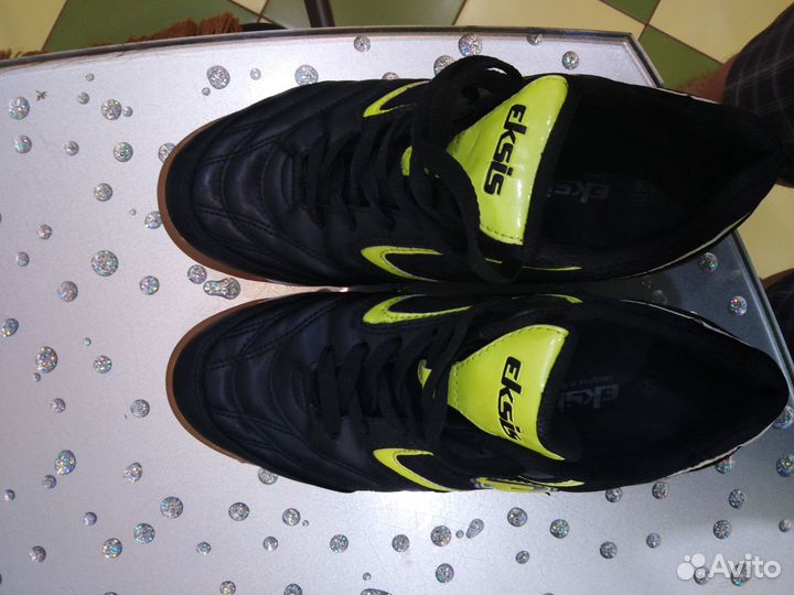 Футзалки Eksis