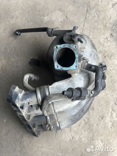 Впускной коллектор VAG 1.8 058133213