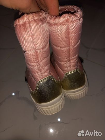 Сапожки для девочки