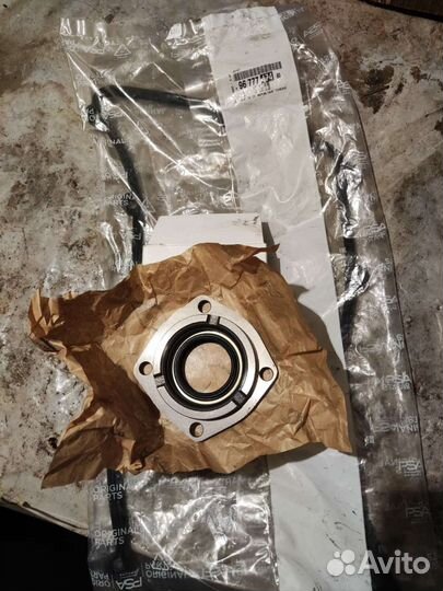 Прокладка клапанной крышки, Сальник