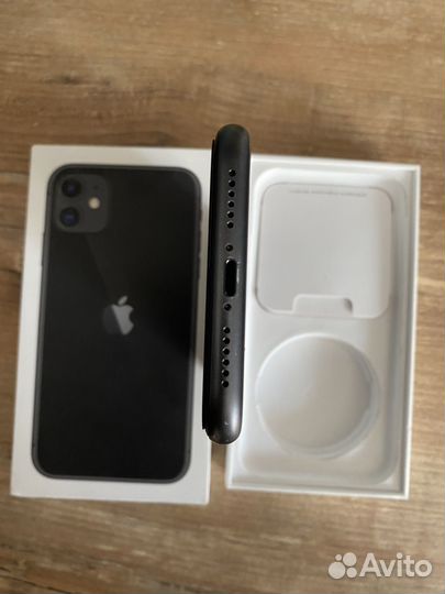 iPhone 11, 64 ГБ